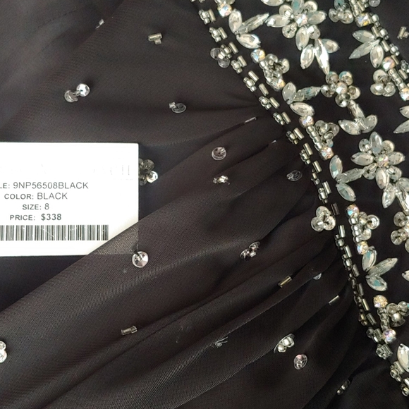 Prom Dress - Picture 2 of 3